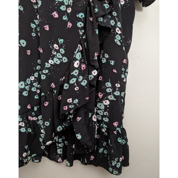 🆕 Nasty Gal Bud of Been There Plus Floral Dress - Picture 9 of 11